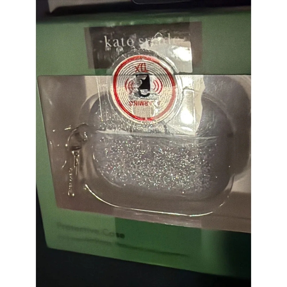 Kate Spade AirPods Pro CASE 1st& 2nd Generation CLIPSLiquid Glitter - Designer